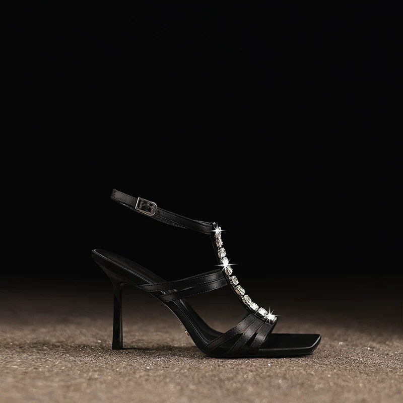 Yazlık Yeni Model Kare Burunlu - Water Shoes incelemesi ve fiyatı